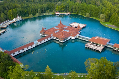 Волшебное озеро Хевиз. Лучший термальный курорт Венгрии.